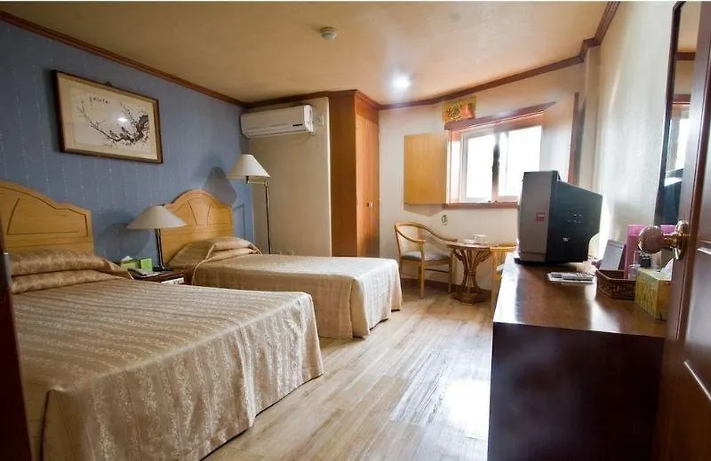 Kaya Tourist Hotel Seul